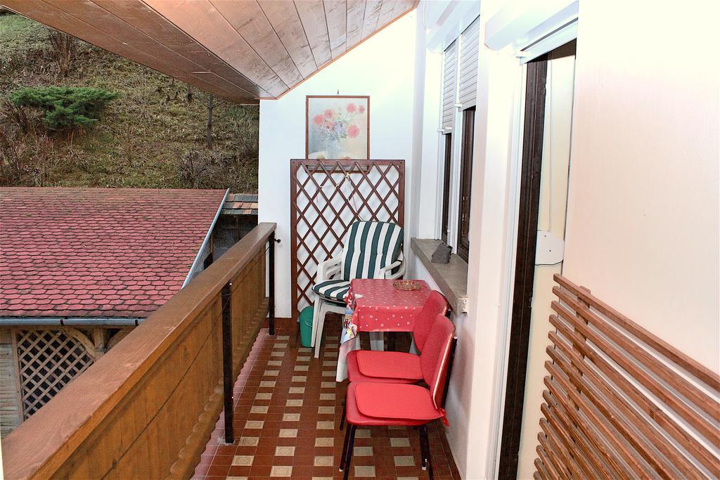 Pereszlenyi Vendeghaz Hotel วิเชกราด ห้อง รูปภาพ